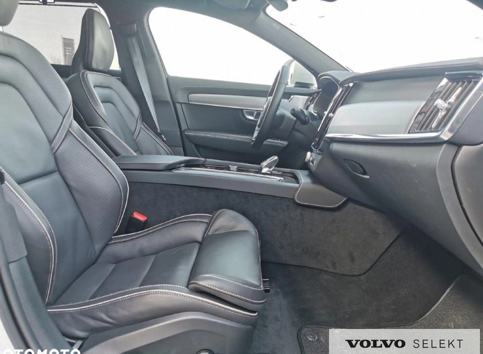 Volvo V90 Cross Country cena 299900 przebieg: 15969, rok produkcji 2023 z Warszawa małe 781